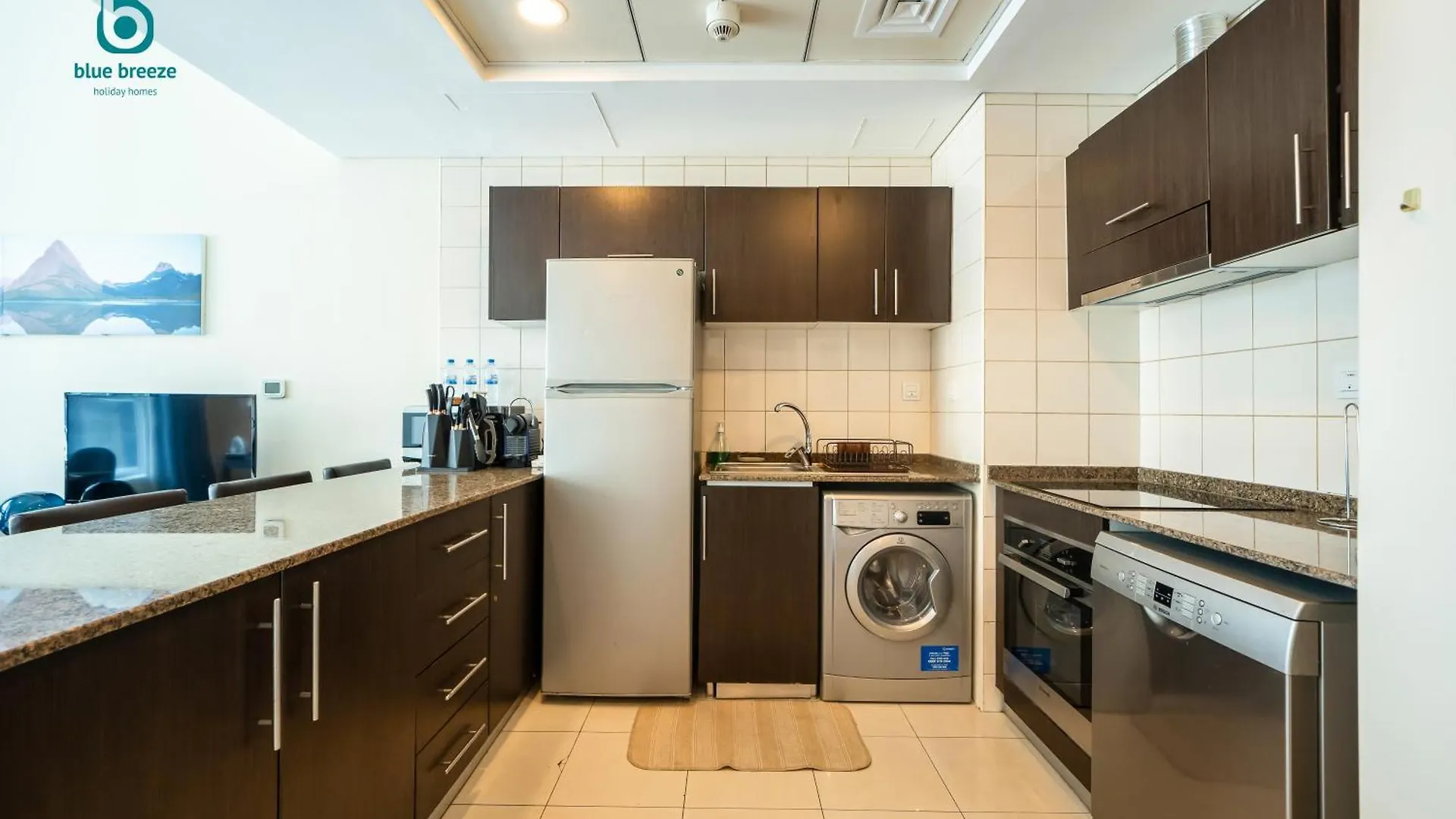 Apartment Blue Breeze - Chic Marina Retreat With Balcony And Canal Views Dubai United Arab Emirates